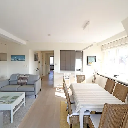 In Near Zeedijk * קנוקה-הייסט