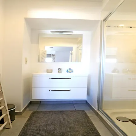 公寓 In Near Zeedijk